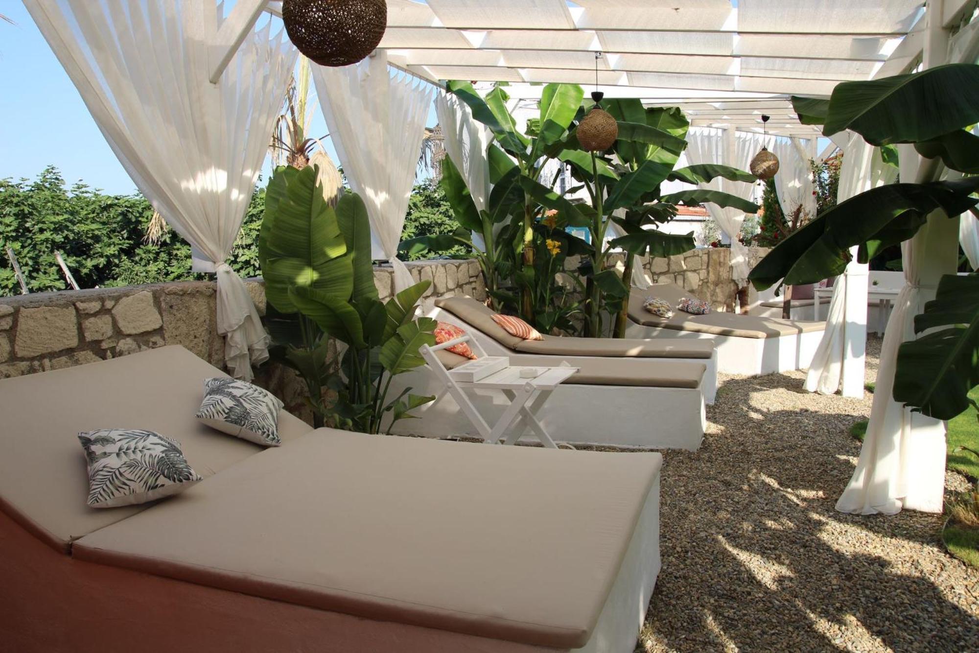 Londia Otel Alacati Kültér fotó